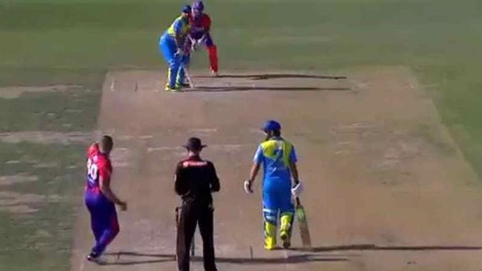 Romanian bowler Pavel Florin creates buzz with his unorthodox Bowling Action