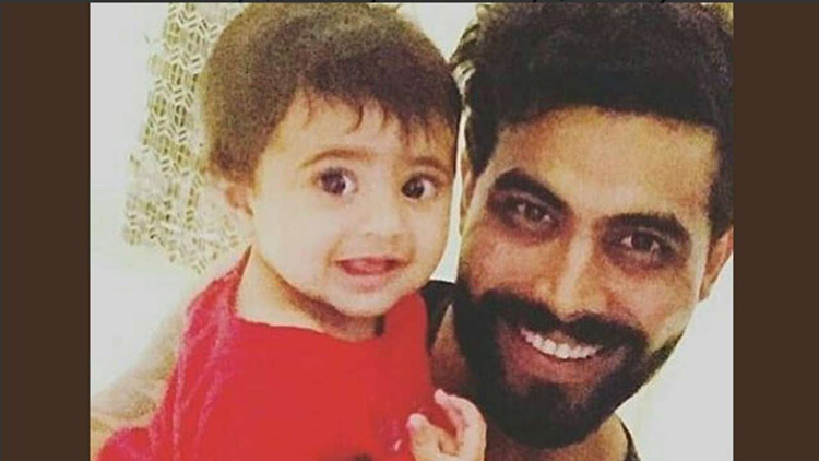 Ravindra Jadeja Wife, Age, Height, Salary, Family, Cars, Stats & more