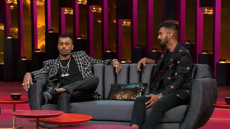  Hardik Pandya at Karan show