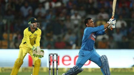 10 Longest sixes in Cricket History!