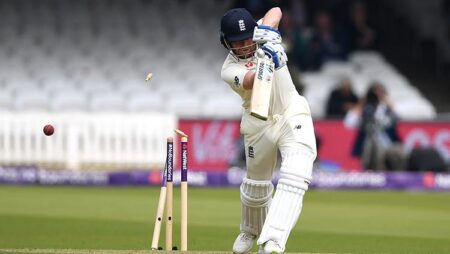 Types of Out in Cricket – How many ways can a batsman lose his wickets?