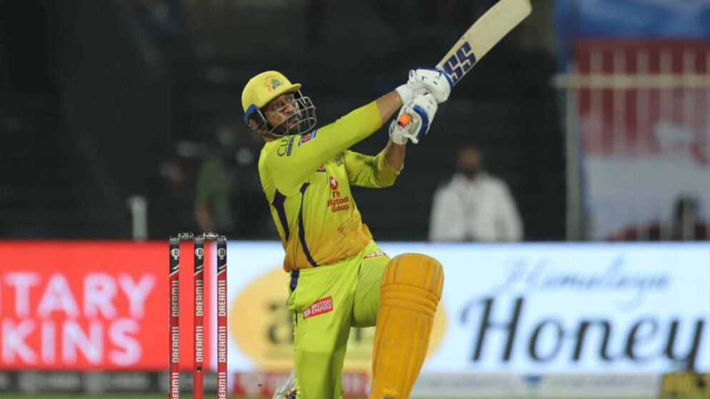 MS Dhoni hits a six out of the park; a lucky fan takes the ball home
