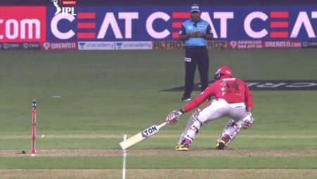 “Umpire should have been Man of The Match,” Virender Sehwag fumes as umpiring blunder costs KXIP their match