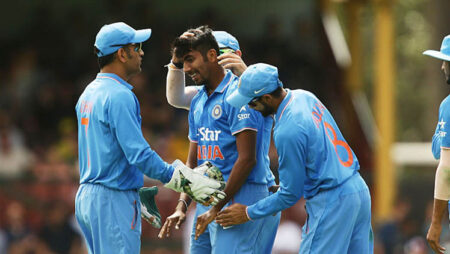“You could’ve won us this series,” MS Dhoni to Jasprit Bumrah on debut