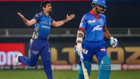 IPL 2020: Jasprit Bumrah Sensational Yorker Rattles Shikhar Dhawan’s Woodwork