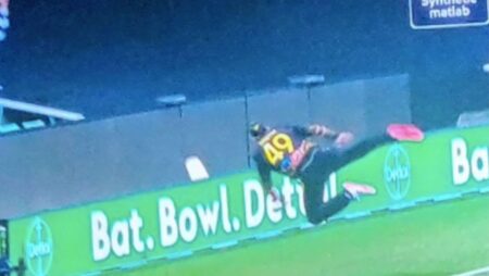 ‘Un-frickin-believable,’- Steve Smith Acrobatics At The Boundary Saves A Certain Indian six