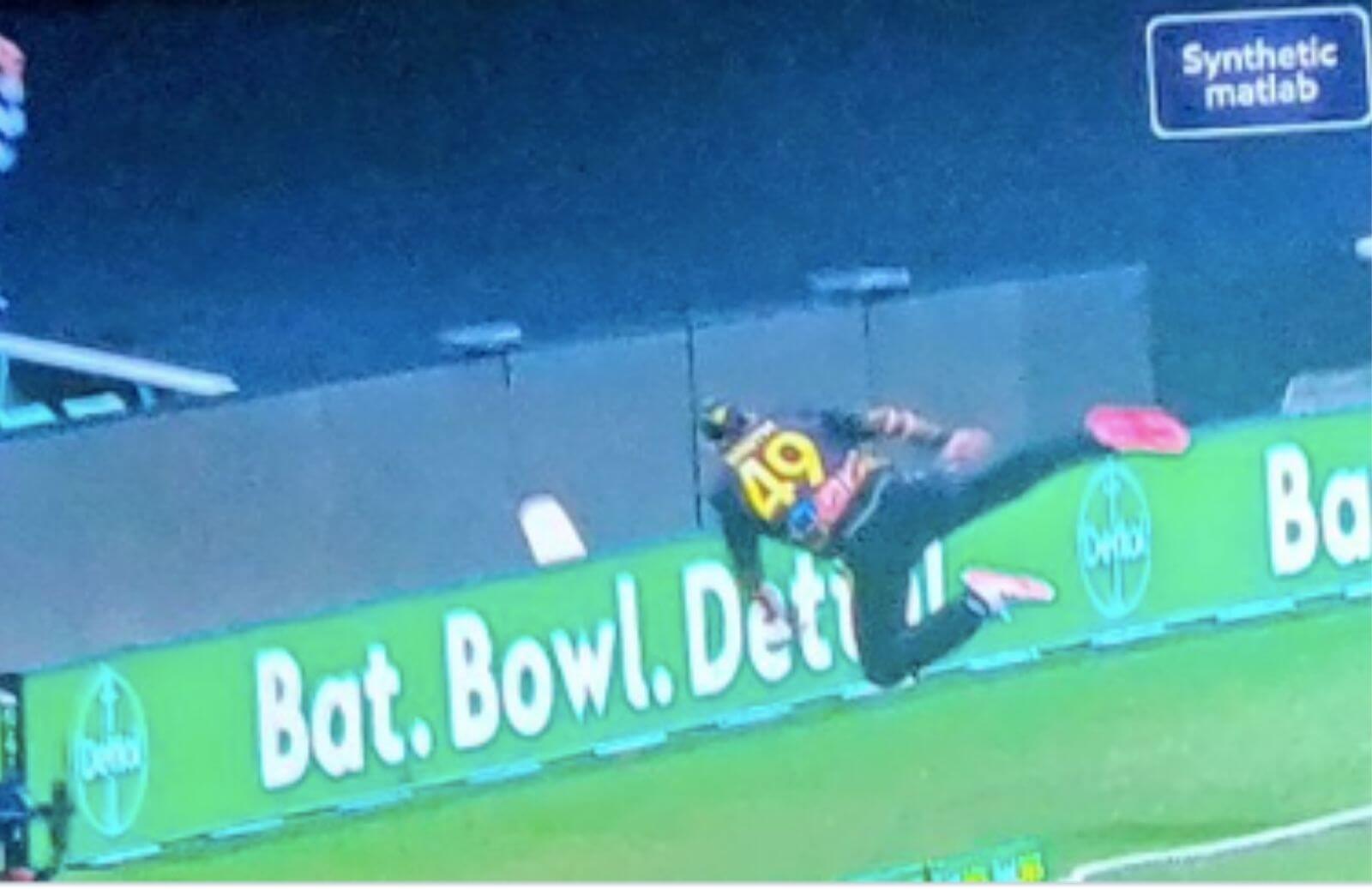 Un-frickin-believable Steve Smith Acrobatics At The Boundary Saves A Certain Indian six