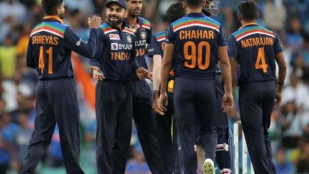 Washington Sundar Gives Double Setback To Australia, Strikes Again To Remove Steve Smith In 3rd T20I