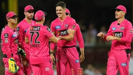 BBL 2020-21 HUR vs SIX: Jordan Silk Sensational Effort At The Boundary To Deny Tim David A Six
