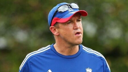 Virat Kohli Or Steve Smith? Andy Flower Fails To Pick Better Batsman