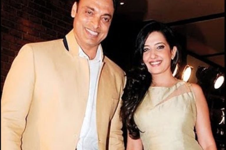 Shoaib Akhtar Affairs and Marriage