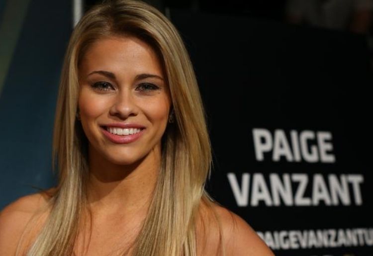 Paige Vanzant Net Worth 