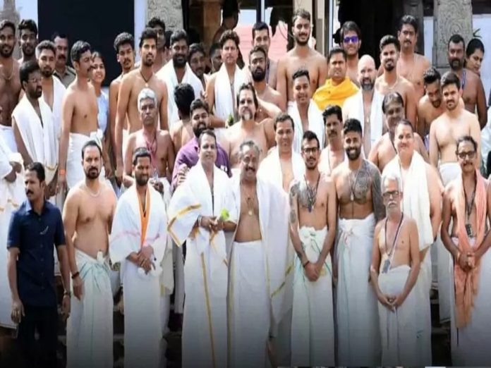 Indian Players Visited Temple