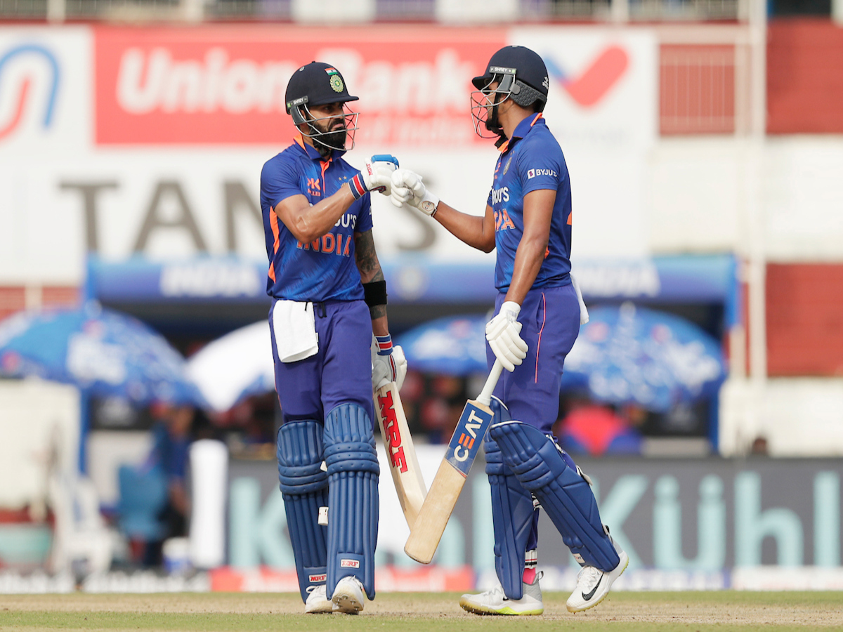 Ind Vs Sl Rd Odi Live Virat Kohli Scored Not Out Just Century Behind Sachin Tendulkar