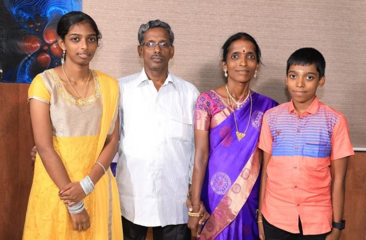 Vaishali Rameshbabu Family